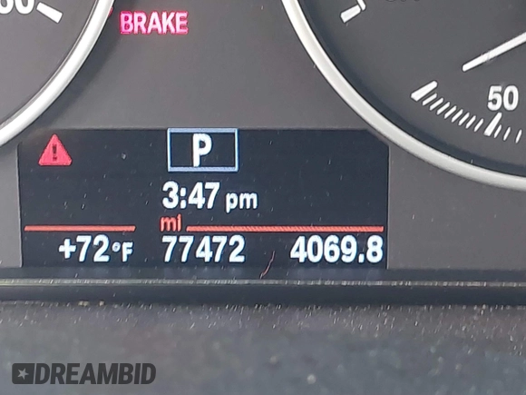 2018 BMW 3 Series 320i with VIN WBA8A9C55JAH14990, listed as a IAAI auction lot 41719896 with 77,472 mi miles. Bid and sale history available at carsss.com. Image 15.