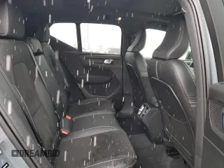 2022 Volvo XC40 R-Design с VIN YV4162UM3N2647058, выставлен на аукционе Copart как лот 53968175 с пробегом 31 218 миль миль и Списание • Salvage title. История ставок и продаж доступна на DreamBid. Изображение 11.