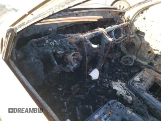 1999 Toyota Camry LE с VIN 4T1BG22K9XU508335, выставлен на аукционе Copart как лот 48794335 с пробегом Не указан миль и На запчасти • Non repairable. История ставок и продаж доступна на DreamBid. Изображение 8.