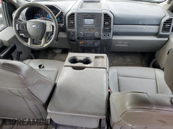 2018 Ford Super Duty F-250 SRW XL with VIN 1FT7W2B68JEB04718, listed as a Copart auction lot 89034645 with 276,292 mi miles and Salvage Title. Bid and sale history available at carsss.com. Image 8.