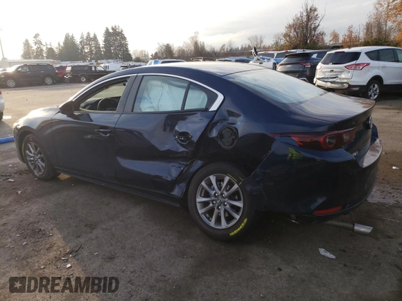 2022 Mazda 3 S z VIN JM1BPAAL1N1506795, wystawiony jako Copart lot #82496954 z przebiegiem 18 693 mil mil oraz Szkoda całkowita • Salvage title. Historia ofert i sprzedaży dostępna na DreamBid. Obrazek 2.