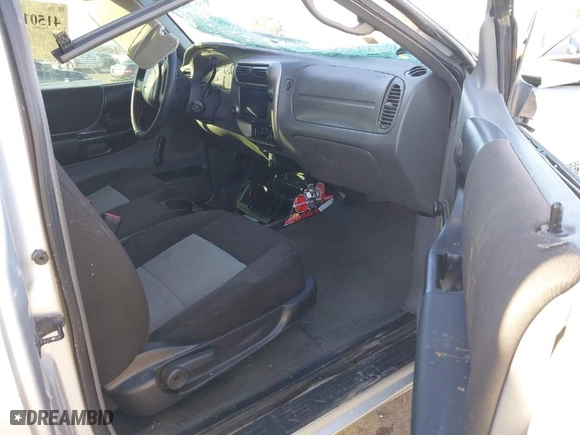 2005 Ford Ranger XL with VIN 1FTYR14U75PA14777, listed as a IAAI auction lot 41501919 with 95,816 mi miles. Bid and sale history available at carsss.com. Image 5.