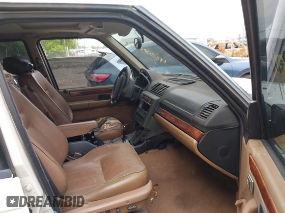 1995 Land Rover Range Rover with VIN SALPV1245SA307854, listed as a IAAI auction lot 42380784 with 197,000 mi miles and . Bid and sale history available at DreamBid. Image 5.
