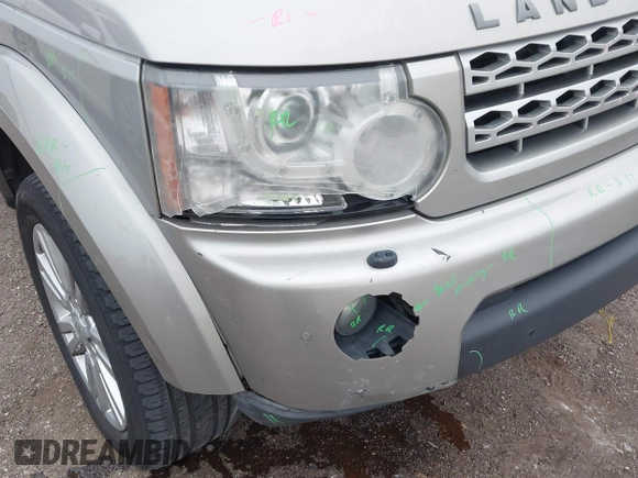 2010 Land Rover LR4 Lux with VIN SALAK2D49AA533752, listed as a IAAI auction lot 41269603 with 248,446 mi miles and . Bid and sale history available at DreamBid. Image 6.
