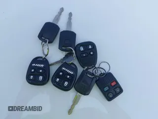 2008 Mercury Grand Marquis LS z VIN 2MEHM75V18X615138, wystawiony jako IAAI lot #42404567 z przebiegiem 156 502 mil mil oraz . Historia ofert i sprzedaży dostępna na DreamBid. Obrazek 11.