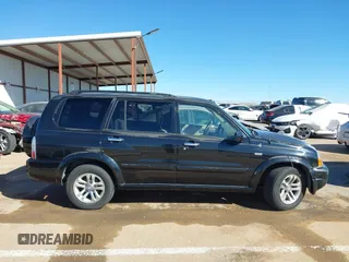2005 Suzuki XL-7 LX with VIN JS3TY92V454100123, listed as a IAAI auction lot 41647668 with 83,293 mi miles. Bid and sale history available at carsss.com. Image 13.