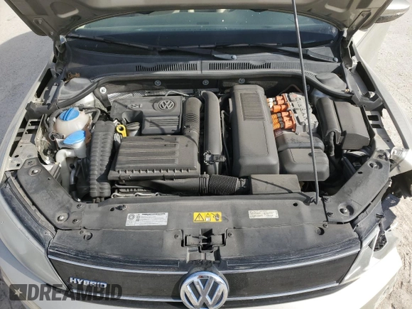2015 Volkswagen Jetta Sedan Hybrid SEL Premium with VIN 3VW637AJXFM427884, listed as a Copart auction lot 49460505 with 58,950 mi miles and Salvage Title. Bid and sale history available at carsss.com. Image 12.