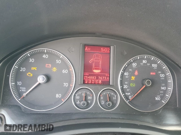 2005 Volkswagen Jetta 2.5L with VIN 3VWDF71K55M637198, listed as a Copart auction lot 47421405 with 254,883 mi miles and Salvage title. Bid and sale history available at DreamBid. Image 9.