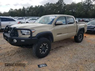2020 Toyota Tacoma SR5 z VIN 3TMCZ5AN0LM325842, wystawiony jako Copart lot #49396685 z przebiegiem 54 245 mil mil oraz Szkoda całkowita • Salvage title. Historia ofert i sprzedaży dostępna na DreamBid. Obrazek 1.