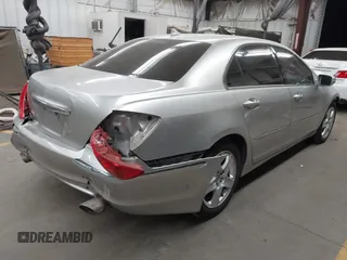 2006 Acura RL with VIN JH4KB16596C008101, listed as a IAAI auction lot 41939783 with Not provided miles and . Bid and sale history available at DreamBid. Image 4.