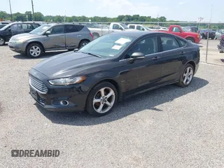 2013 Ford Fusion SE с VIN 3FA6P0H7XDR335902, выставлен на аукционе IAAI как лот 42561492 с пробегом Не указан миль и . История ставок и продаж доступна на DreamBid. Изображение 2.