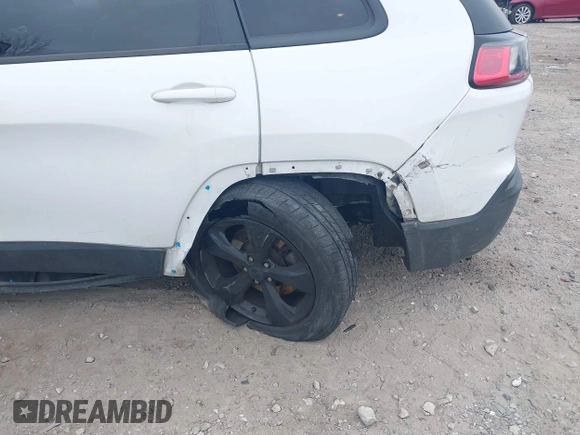 2019 Jeep Cherokee Latitude Plus with VIN 1C4PJMLB8KD292170, listed as a IAAI auction lot 41800952 with 67,277 mi miles and . Bid and sale history available at DreamBid. Image 6.