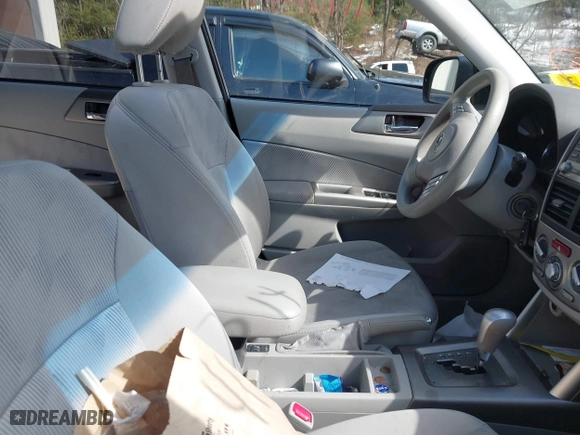 2009 Subaru Forester (Natl) X w/Premium Pkg with VIN JF2SH63679H736129, listed as a IAAI auction lot 42063554 with 114,923 mi miles. Bid and sale history available at carsss.com. Image 5.