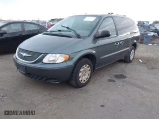 2002 Chrysler Town & Country LX with VIN 2C4GP44332R516092, listed as a IAAI auction lot 41772221 with 93,984 mi miles. Bid and sale history available at carsss.com. Image 2.