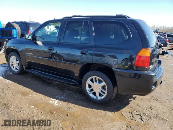 2008 GMC Envoy Denali with VIN 1GKET63M282161131, listed as a Copart auction lot 48054005 with 89,704 mi miles and Salvage Title. Bid and sale history available at carsss.com. Image 2.