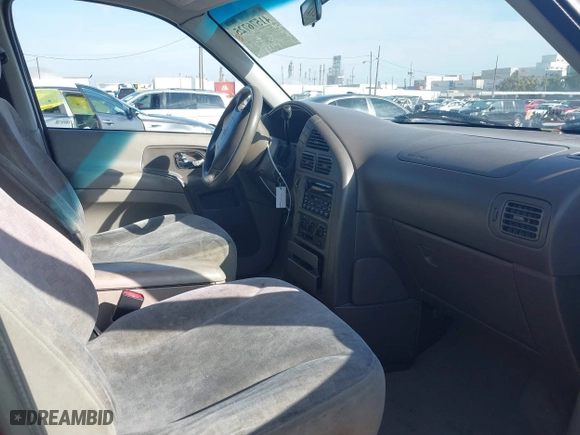 2002 Nissan Quest GXE with VIN 4N2ZN15T92D805926, listed as a IAAI auction lot 41576725 with 226,920 mi miles. Bid and sale history available at carsss.com. Image 5.