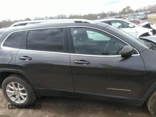 2016 Jeep Cherokee Latitude with VIN 1C4PJMCS5GW206129, listed as a IAAI auction lot 41867870 with 109,092 mi miles and . Bid and sale history available at DreamBid. Image 13.