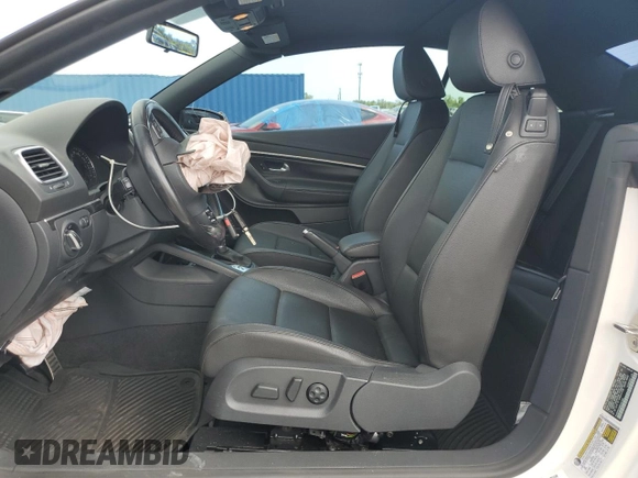 2013 Volkswagen Eos Sport с VIN WVWBW8AH8DV001948, выставлен на аукционе Copart как лот 56292615 с пробегом 75 398 миль миль и На запчасти • Non repairable. История ставок и продаж доступна на DreamBid. Изображение 7.