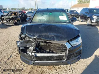 2018 Audi Q3 Premium with VIN WA1BCCFS2JR022258, listed as a IAAI auction lot 41845179 with 80,297 mi miles. Bid and sale history available at carsss.com. Image 6.