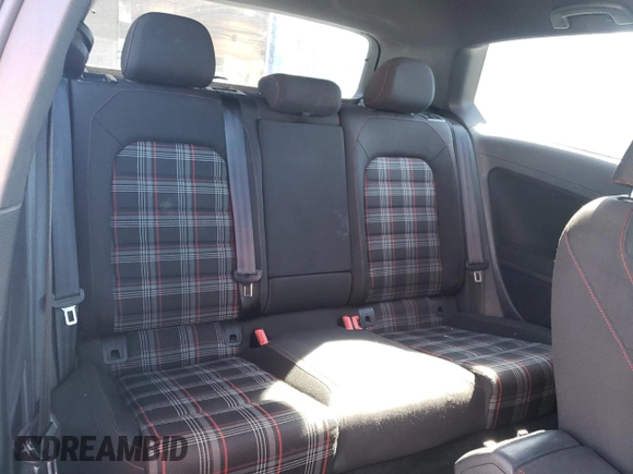 2015 Volkswagen GTI S с VIN 3VWTT7AU9FM017008, выставлен на аукционе Copart как лот 88528455 с пробегом 161 022 миль миль и Списание • Salvage title. История ставок и продаж доступна на DreamBid. Изображение 10.