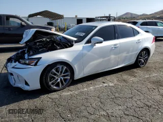 2020 Lexus IS with VIN JTHDA1D26L5106278, listed as a Copart auction lot 72035814 with 39,359 mi miles and Salvage Title. Bid and sale history available at carsss.com. Image 1.