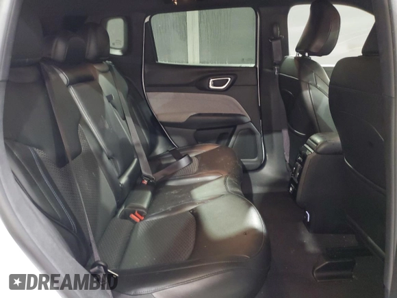 2024 Jeep Compass Latitude с VIN 3C4NJDBN0RT109769, выставлен на аукционе Copart как лот 64355875 с пробегом 42 980 миль миль и Чистый • Clean title. История ставок и продаж доступна на DreamBid. Изображение 11.