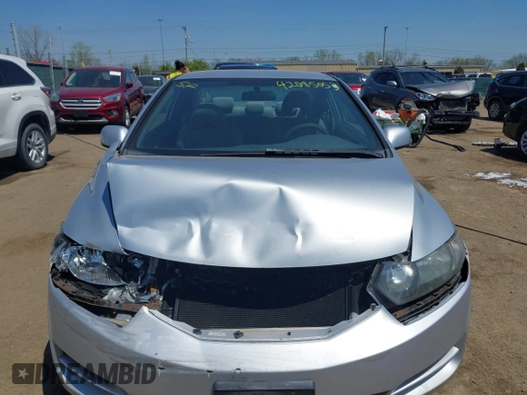2010 Honda Civic Cpe LX with VIN 2HGFG1B67AH535385, listed as a IAAI auction lot 42085053 with 150,803 mi miles. Bid and sale history available at carsss.com. Image 6.