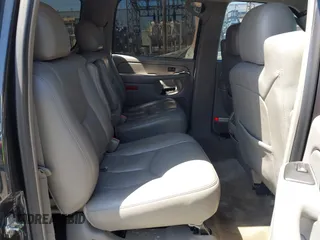 2005 Chevrolet Suburban LT z VIN 3GNGC26G85G249890, wystawiony jako IAAI lot #42348239 z przebiegiem 185 416 mil mil oraz . Historia ofert i sprzedaży dostępna na DreamBid. Obrazek 8.