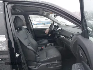 2022 Honda Pilot Touring 7-Passenger with VIN 5FNYF6H60NB005155, listed as a IAAI auction lot 41249979 with 65,712 mi miles. Bid and sale history available at carsss.com. Image 5.