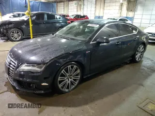 2012 Audi A7 Prestige z VIN WAUSGAFC8CN001445, wystawiony jako Copart lot #52550225 z przebiegiem 84 979 mil mil oraz Szkoda całkowita • Salvage title. Historia ofert i sprzedaży dostępna na DreamBid. Obrazek 1.