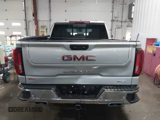 2022 GMC Sierra 1500 Limited SLT with VIN 3GTU9DED9NG214448, listed as a IAAI auction lot 41313168 with 24,571 mi miles. Bid and sale history available at carsss.com. Image 17.