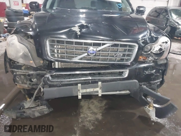 2007 Volvo XC90 V8 with VIN YV4CZ852471387486, listed as a IAAI auction lot 41597250 with 155,120 mi miles. Bid and sale history available at carsss.com. Image 6.