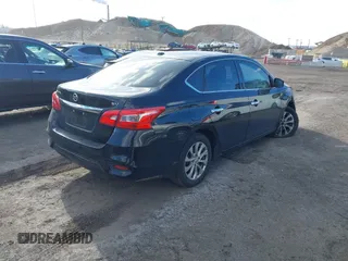 2017 Nissan Sentra S с VIN 3N1AB7APXHY377362, выставлен на аукционе IAAI как лот 41296050 с пробегом 69 683 миль миль и . История ставок и продаж доступна на DreamBid. Изображение 4.