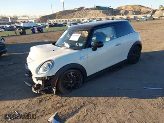 2020 MINI Hardtop 2 Door Cooper S with VIN WMWXR5C00L2L49498, listed as a IAAI auction lot 40679562 with 48387 miles. Bid and sale history available at carsss.com. Image 20.