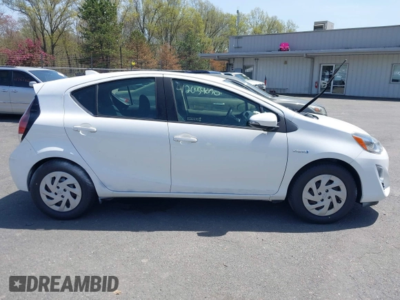 2016 Toyota Prius One with VIN JTDKDTB30G1122657, listed as a IAAI auction lot 42054090 with 108,229 mi miles and . Bid and sale history available at DreamBid. Image 13.