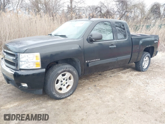 2007 Chevrolet Silverado 1500 1LT with VIN 2GCEK19J271577984, listed as a IAAI auction lot 41736967 with 224,716 mi miles and . Bid and sale history available at DreamBid. Image 17.