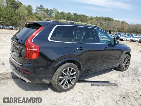 2016 Volvo XC90 T6 Momentum z VIN YV4A22PK9G1056263, wystawiony jako Copart lot #52951325 z przebiegiem 115 967 mil mil oraz Szkoda całkowita • Salvage title. Historia ofert i sprzedaży dostępna na DreamBid. Obrazek 3.