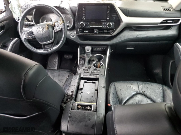 2022 Toyota Highlander XLE with VIN 5TDGZRBH5NS561228, listed as a Copart auction lot 85669744 with 0 mi miles and Non Repairable. Bid and sale history available at carsss.com. Image 8.