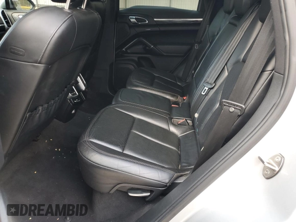 2011 Porsche Cayenne S Hybrid with VIN WP1AE2A28BLA93643, listed as a Copart auction lot 81786284 with 200,764 mi miles and Clean Title. Bid and sale history available at carsss.com. Image 11.
