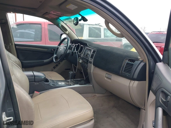 2004 Toyota 4Runner Limited with VIN JTEBU17RX40038716, listed as a IAAI auction lot 41480357 with 256,537 mi miles. Bid and sale history available at carsss.com. Image 5.