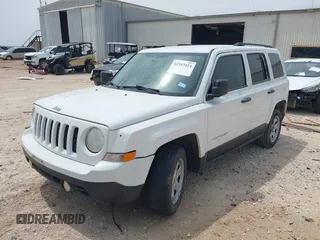 2014 Jeep Patriot Altitude with VIN 1C4NJPBAXED547553, listed as a IAAI auction lot 42152374 with 172,208 mi miles and . Bid and sale history available at DreamBid. Image 2.