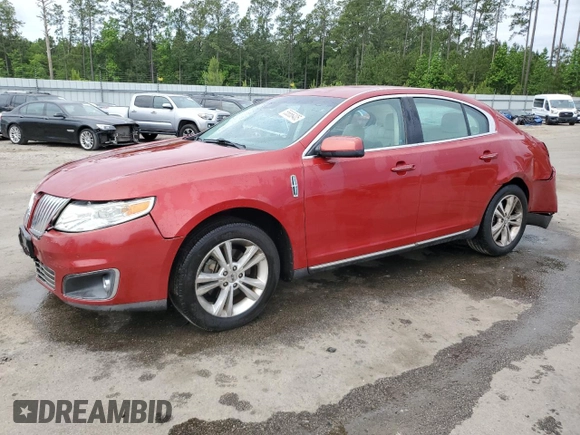 2009 Lincoln MKS z VIN 1LNHM93R29G633850, wystawiony jako Copart lot #55656405 z przebiegiem 183 213 mil mil oraz Szkoda całkowita • Salvage title. Historia ofert i sprzedaży dostępna na DreamBid. Obrazek 1.