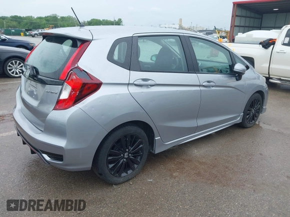 2020 Honda Fit Sport z VIN 3HGGK5H63LM731359, wystawiony jako IAAI lot #42145926 z przebiegiem 40 353 mil mil oraz . Historia ofert i sprzedaży dostępna na DreamBid. Obrazek 4.
