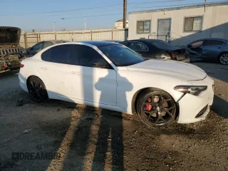 2019 Alfa Romeo Giulia Sport with VIN ZARFAMAN1K7613723, listed as a Copart auction lot 83711424 with 0 mi miles and Salvage Title. Bid and sale history available at carsss.com. Image 4.
