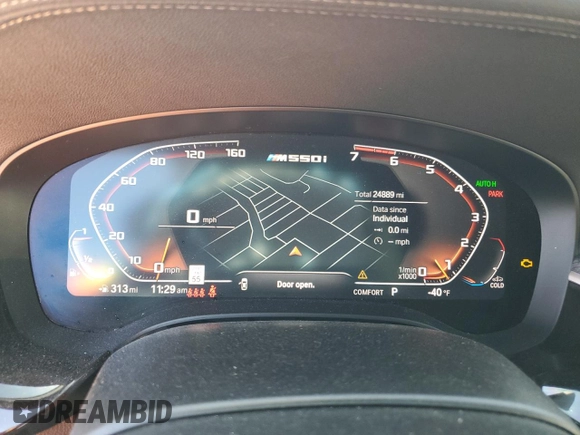 2022 BMW 5 Series M550i xDrive z VIN WBA13BK0XNCJ23778, wystawiony jako Copart lot #76946634 z przebiegiem 24 889 mil mil oraz Szkoda całkowita • Salvage title. Historia ofert i sprzedaży dostępna na DreamBid. Obrazek 9.