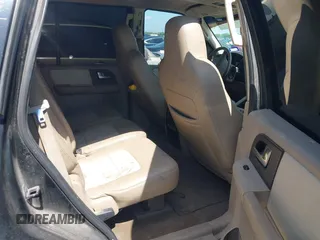 2003 Ford Expedition Eddie Bauer z VIN 1FMRU17W63LB90848, wystawiony jako IAAI lot #42101411 z przebiegiem 331 532 mil mil oraz . Historia ofert i sprzedaży dostępna na DreamBid. Obrazek 8.