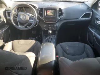 2019 Jeep Cherokee Latitude with VIN 1C4PJLCB2KD204577, listed as a Copart auction lot 41619435 with 143,501 mi miles and Salvage Title. Bid and sale history available at carsss.com. Image 8.