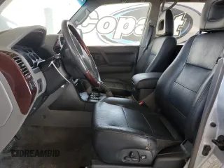 2002 Mitsubishi Montero Limited z VIN JA4MW51R22J051887, wystawiony jako Copart lot #58786385 z przebiegiem Nie podano mil oraz Tytuł czysty. Historia ofert i sprzedaży dostępna na DreamBid. Obrazek 7.