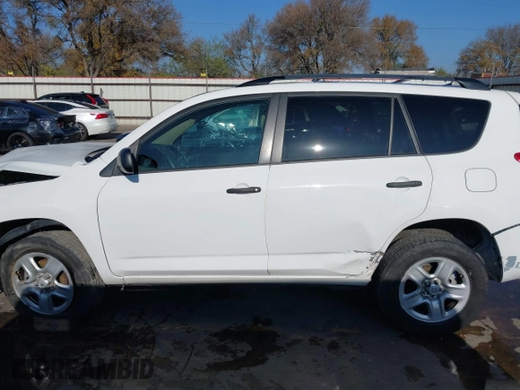 2012 Toyota RAV4 with VIN 2T3BK4DV6CW077150, listed as a IAAI auction lot 41040957 with 45,670 mi miles. Bid and sale history available at carsss.com. Image 14.