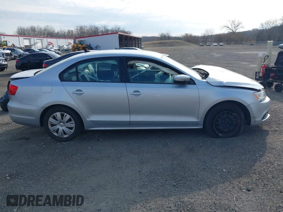 2014 Volkswagen Jetta SE z VIN 3VWD17AJ4EM266248, wystawiony jako IAAI lot #41893512 z przebiegiem 146 278 mil mil oraz . Historia ofert i sprzedaży dostępna na DreamBid. Obrazek 13.
